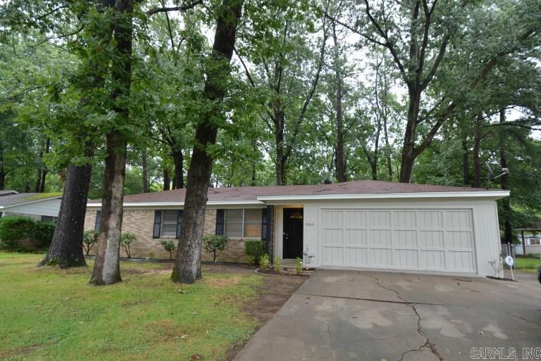 Newly renovated 2 bedroom 2 bath house for sale in Little Rock.