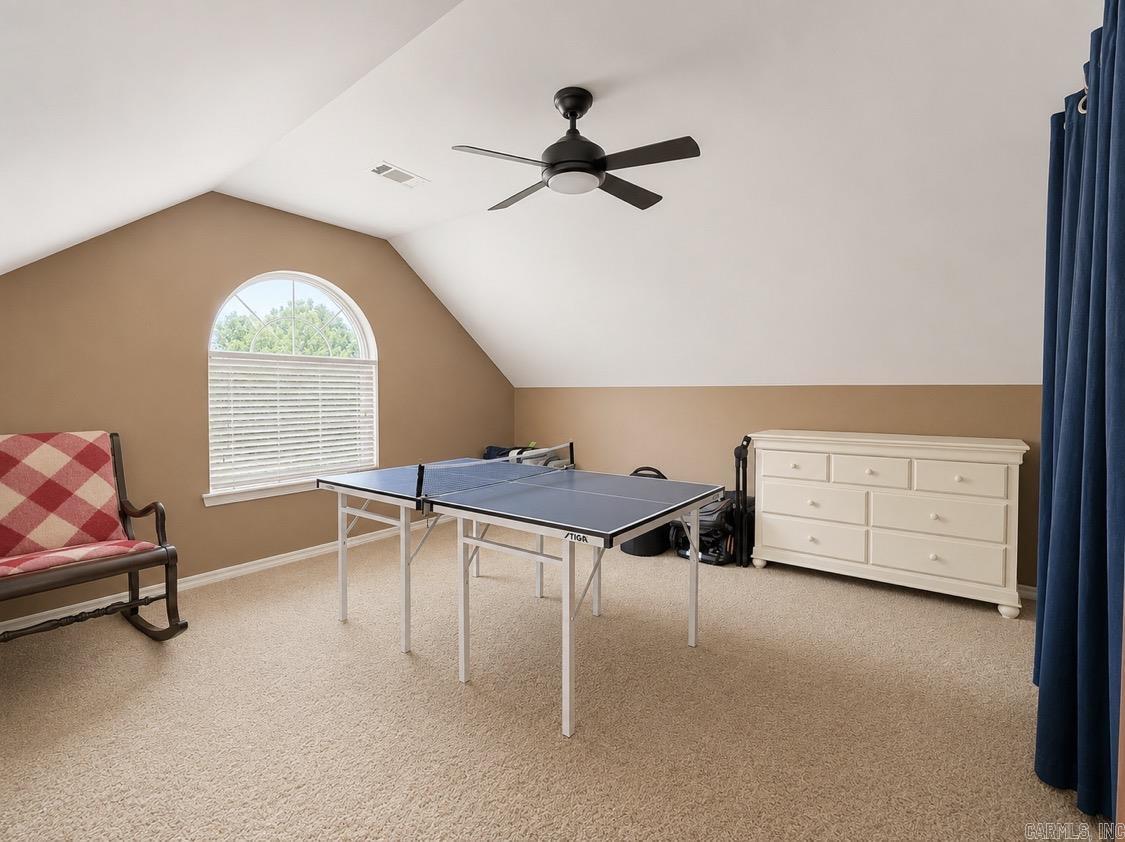 RIVER OAKS - Residential