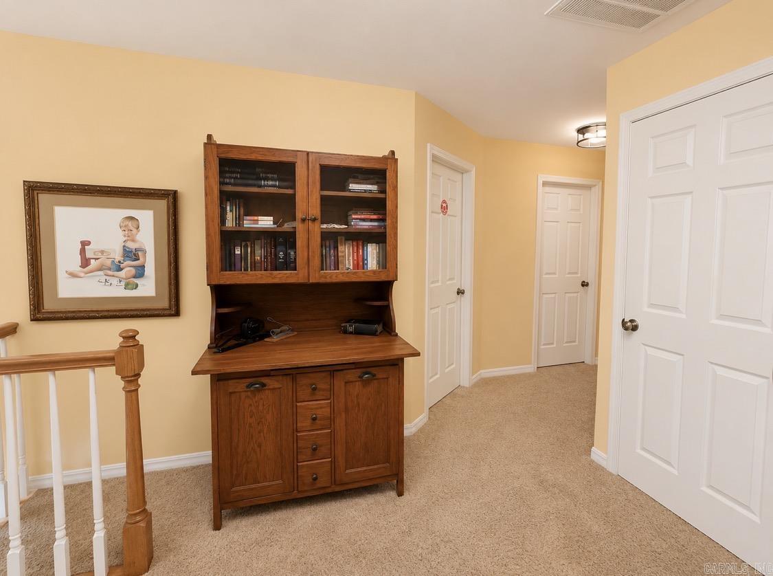 RIVER OAKS - Residential