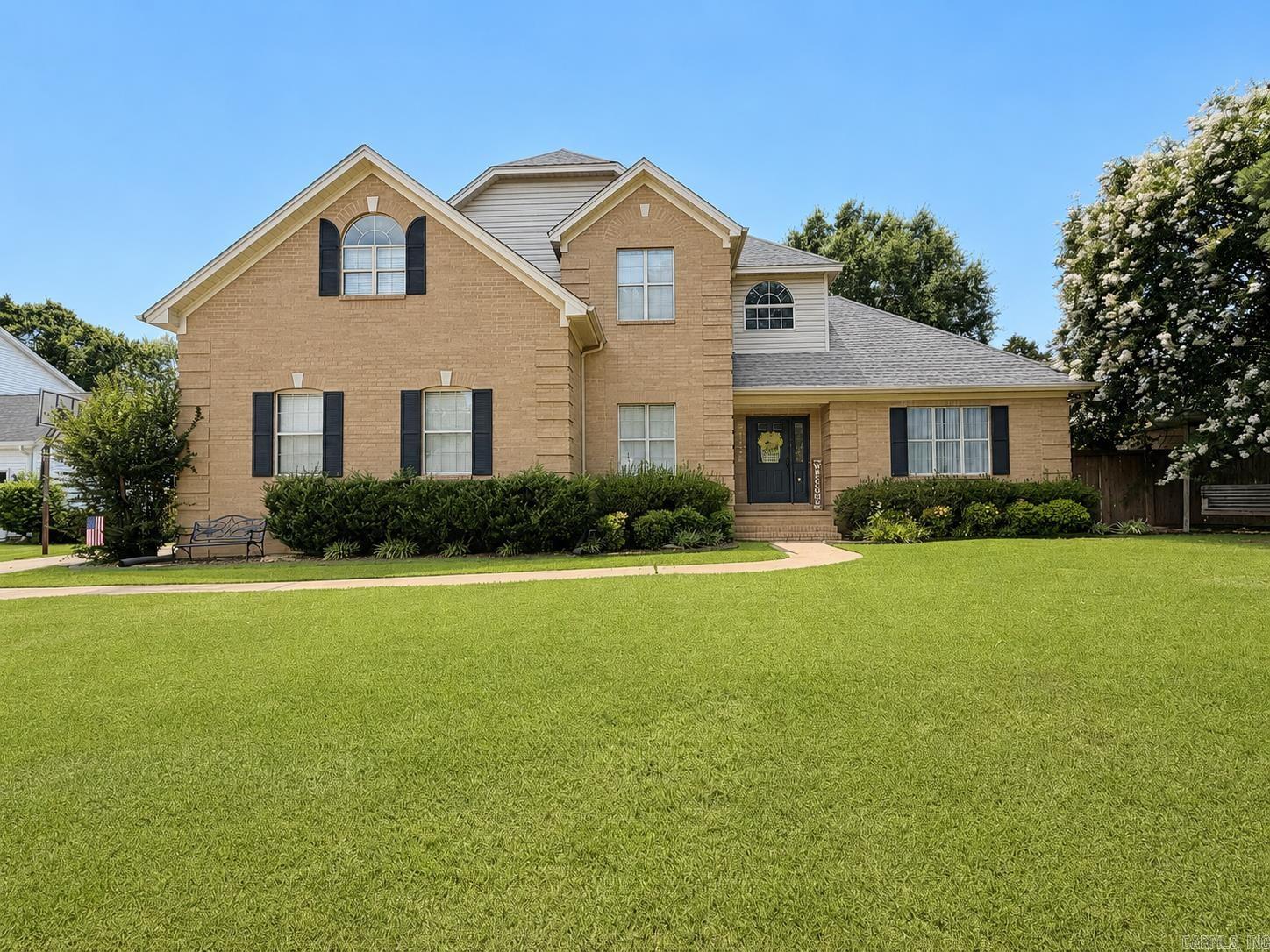 RIVER OAKS - Residential