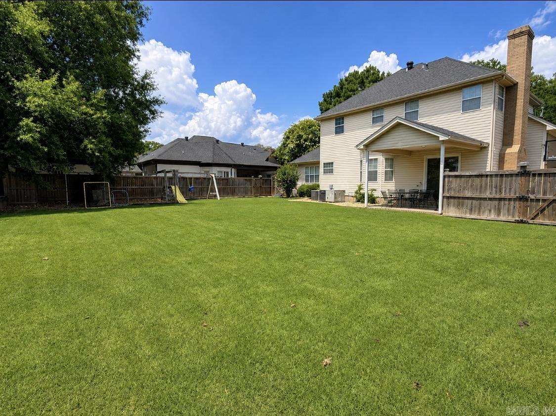 RIVER OAKS - Residential