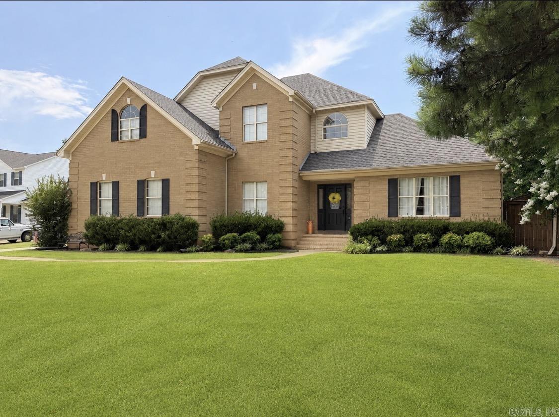 RIVER OAKS - Residential