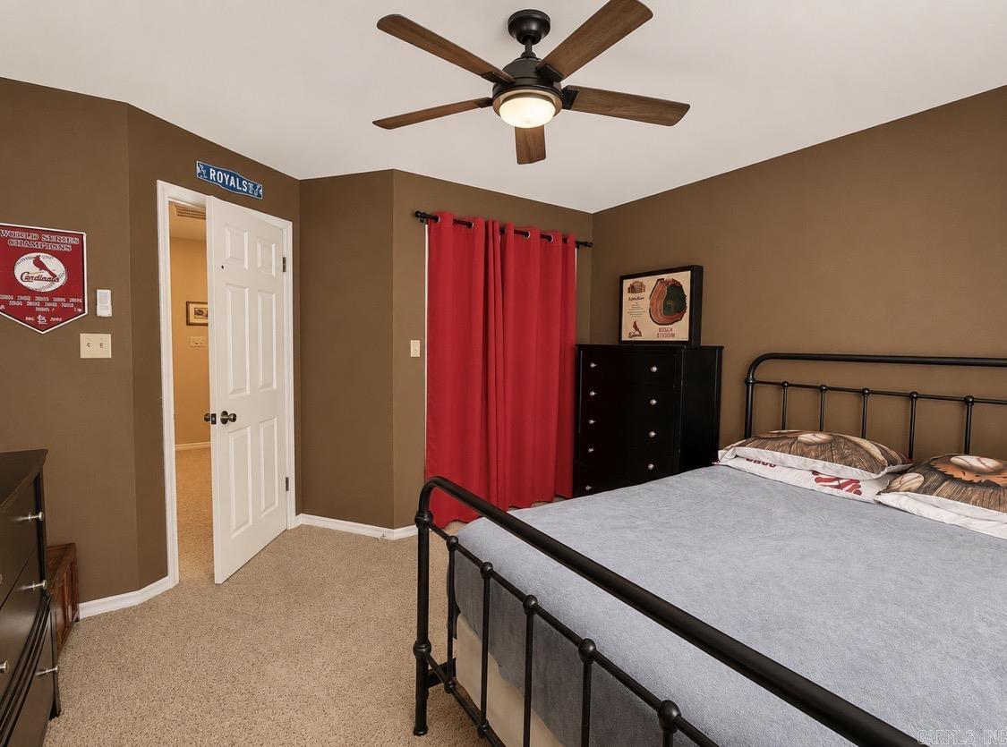 RIVER OAKS - Residential