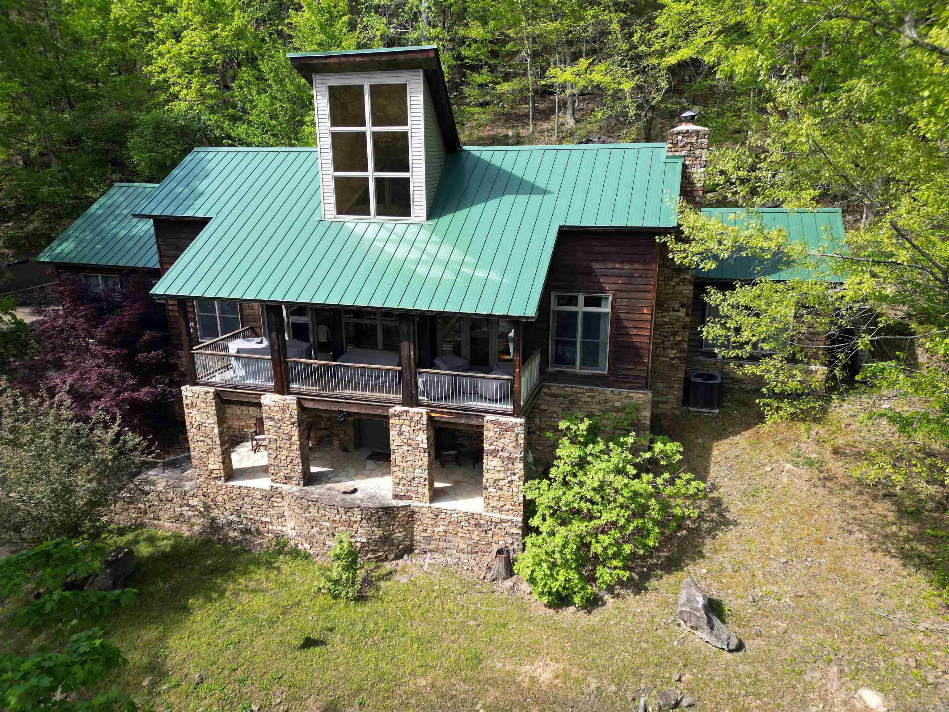 TROUT HAVEN - Residential