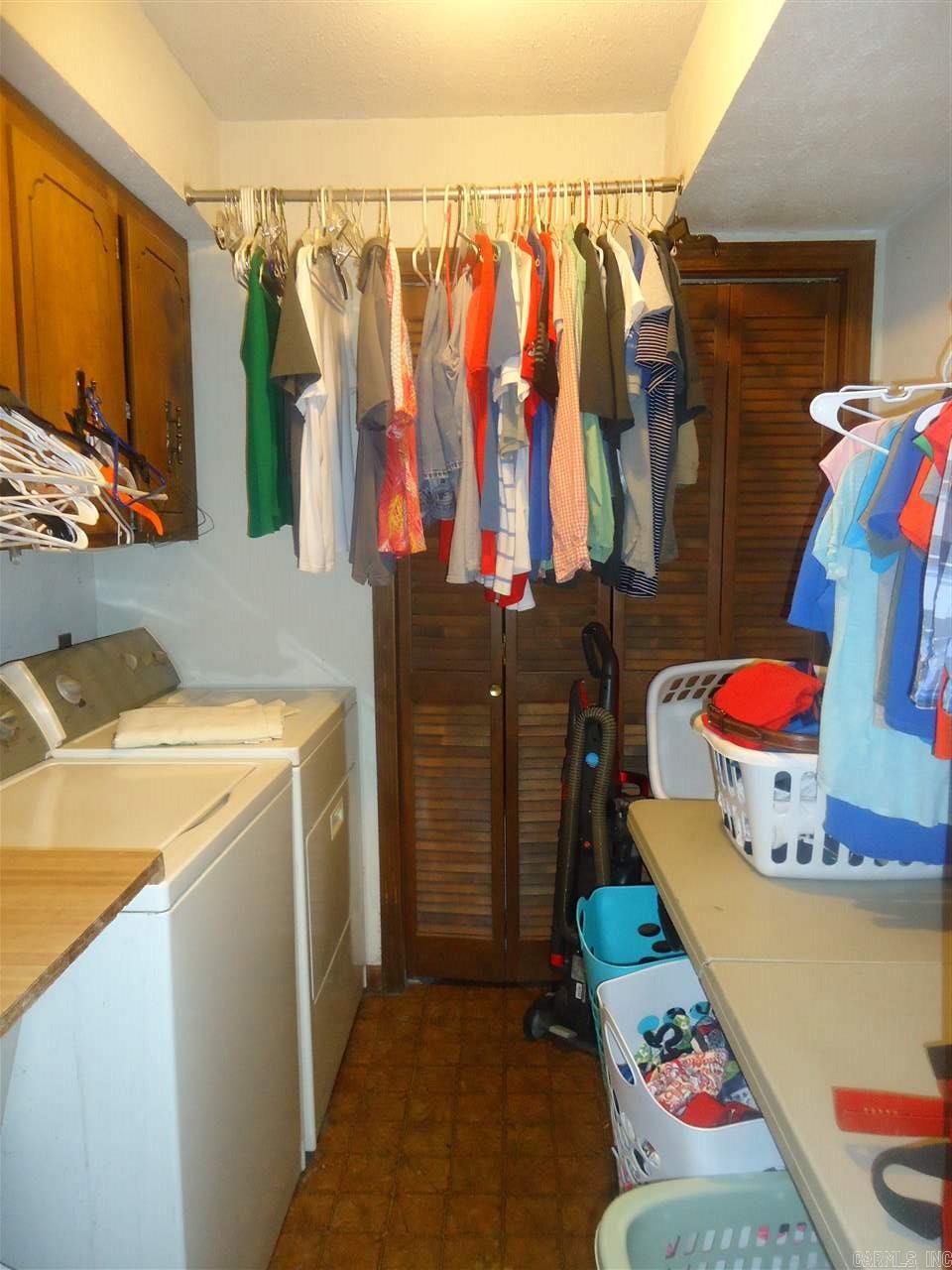 OTTER CREEK COMMUNITY - Residential