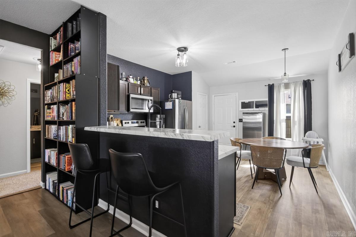 PARKWAY MEADOWS - Residential