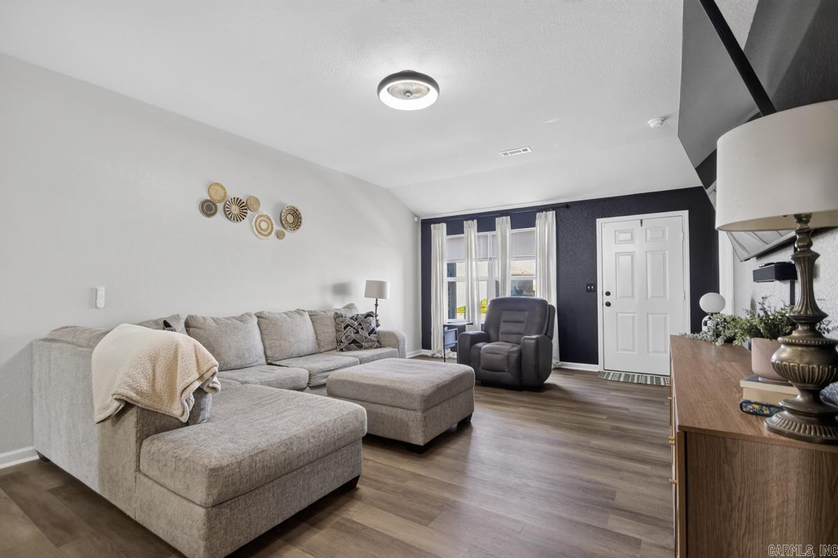 PARKWAY MEADOWS - Residential