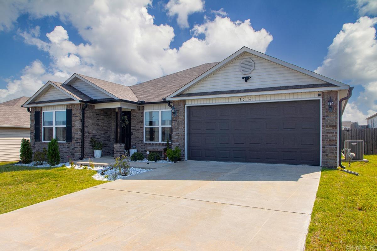 PARKWAY MEADOWS - Residential