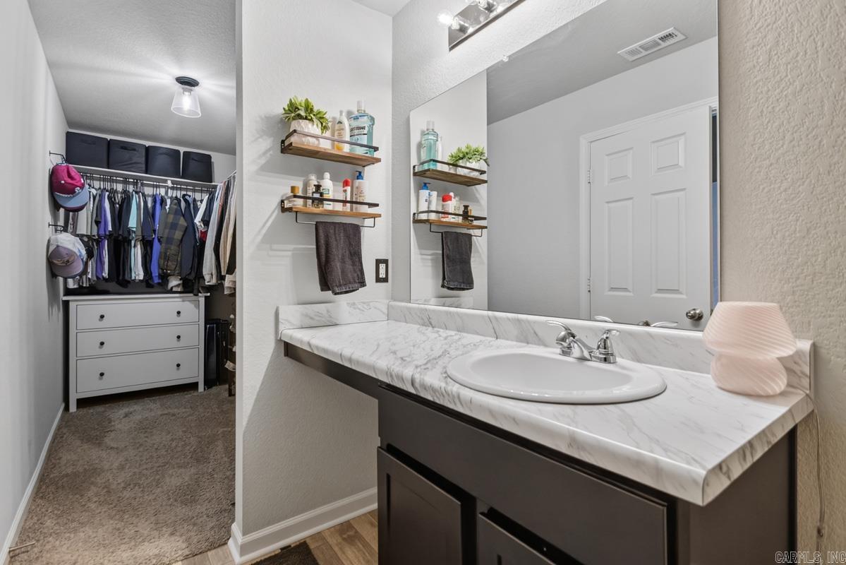 PARKWAY MEADOWS - Residential