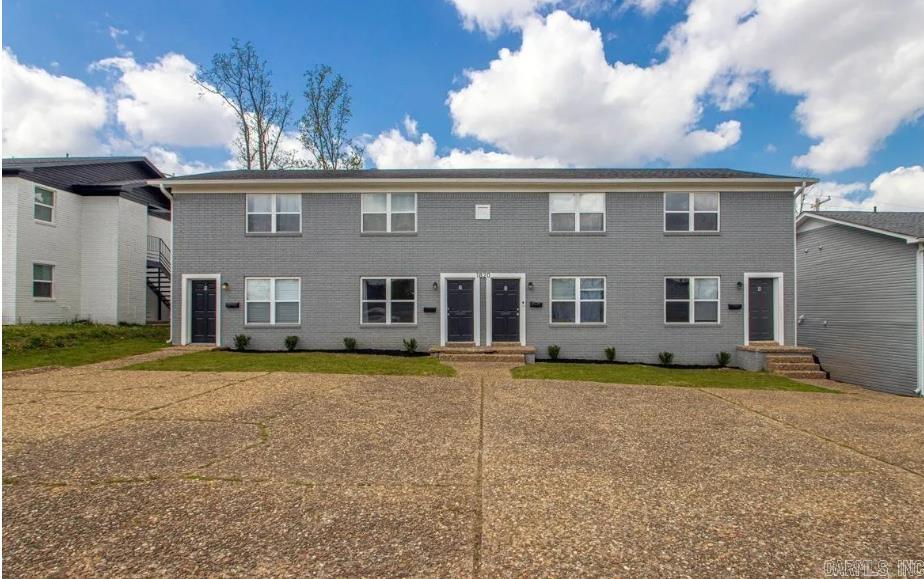 A newly updated Fourplex - 2 bedrooms and 1.5 baths .  Interior features a functional layout with defined living, kitchen, and dining areas, stainless steel appliances. Has washer and dryer hookups.  Unit has its own private backyard?
