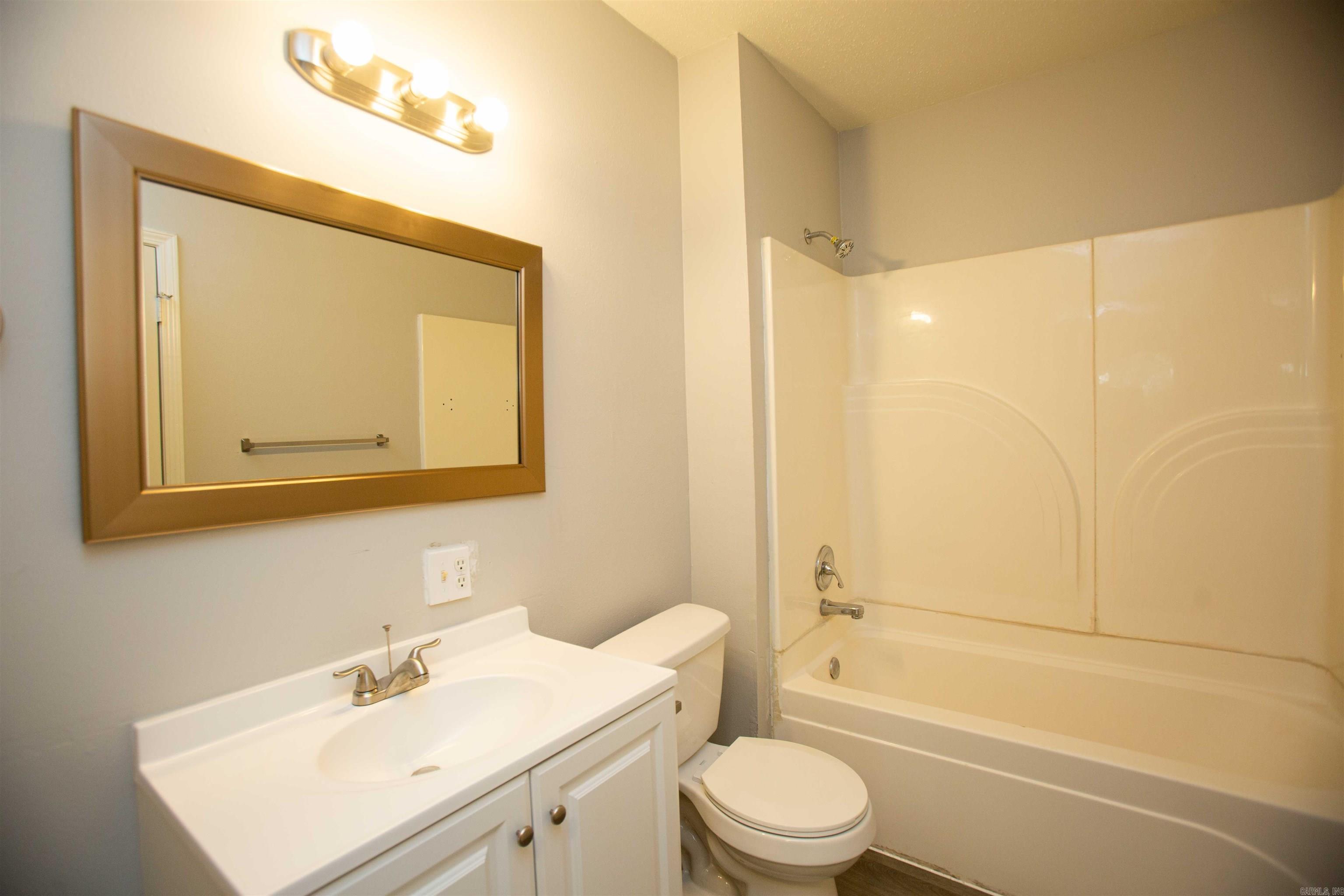 Bragg 2nd - Residential Lease