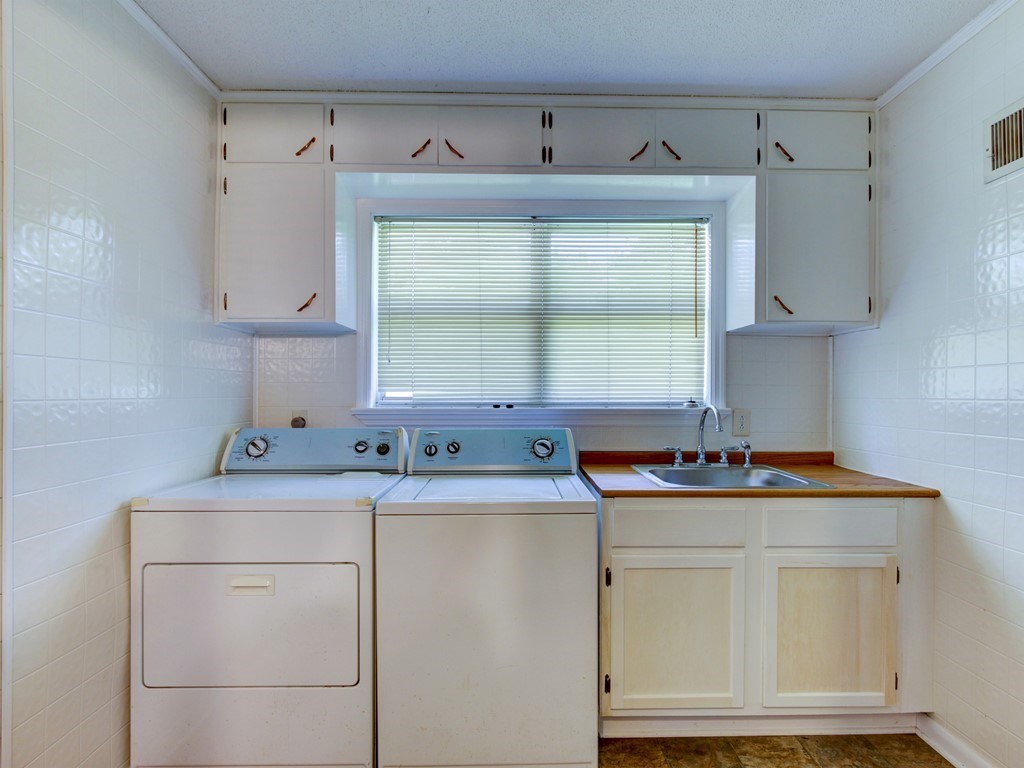 Kitlleburger & Moore - Residential