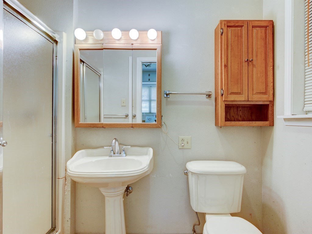 Kitlleburger & Moore - Residential