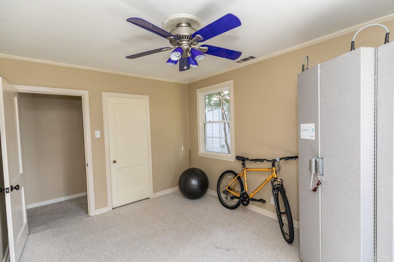 CAMMACK WOODS - Residential