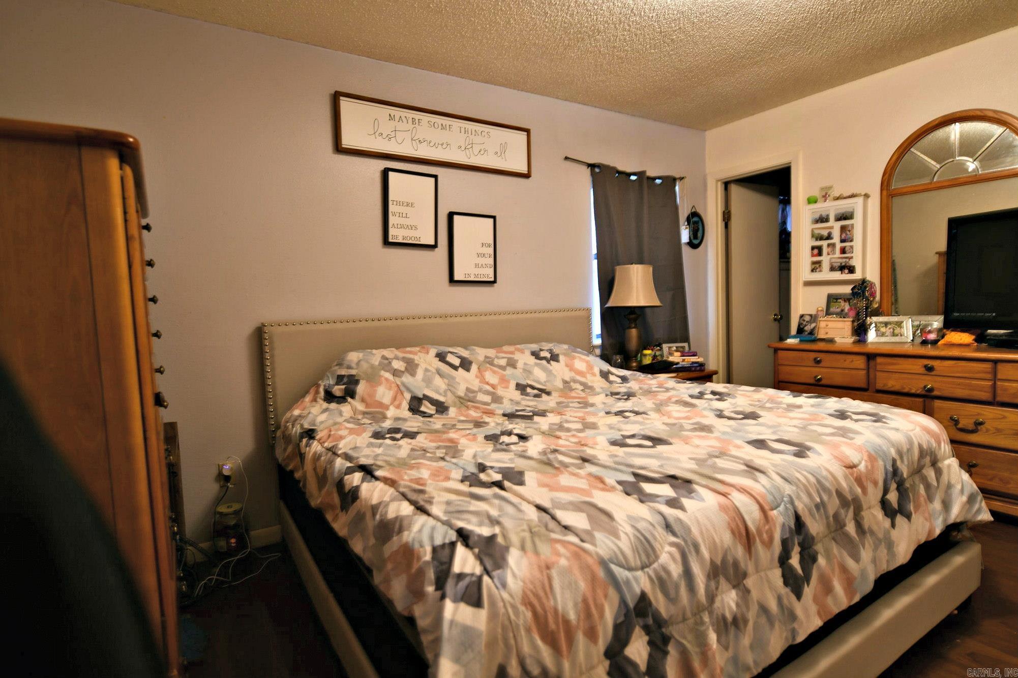 Halls Second - Residential