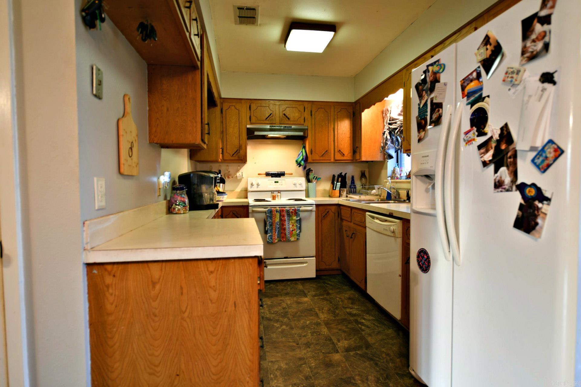 Halls Second - Residential