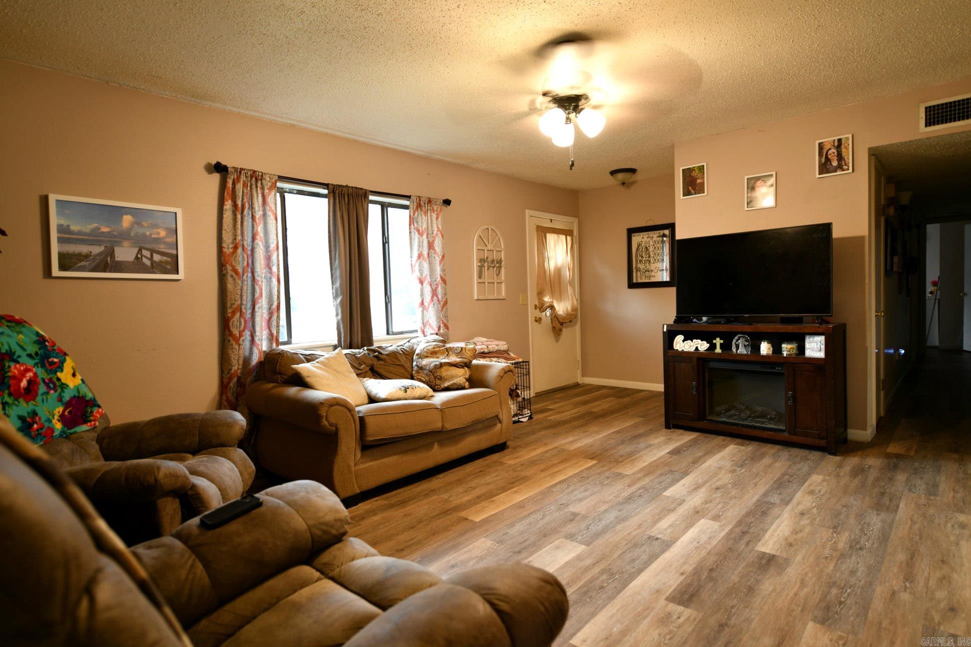 Halls Second - Residential