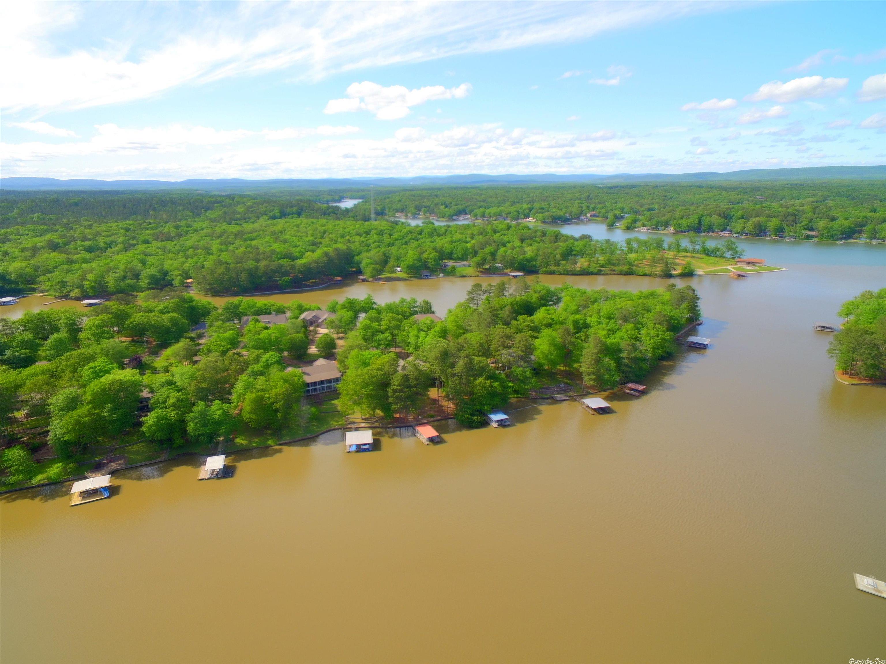 LAKECREST - Residential