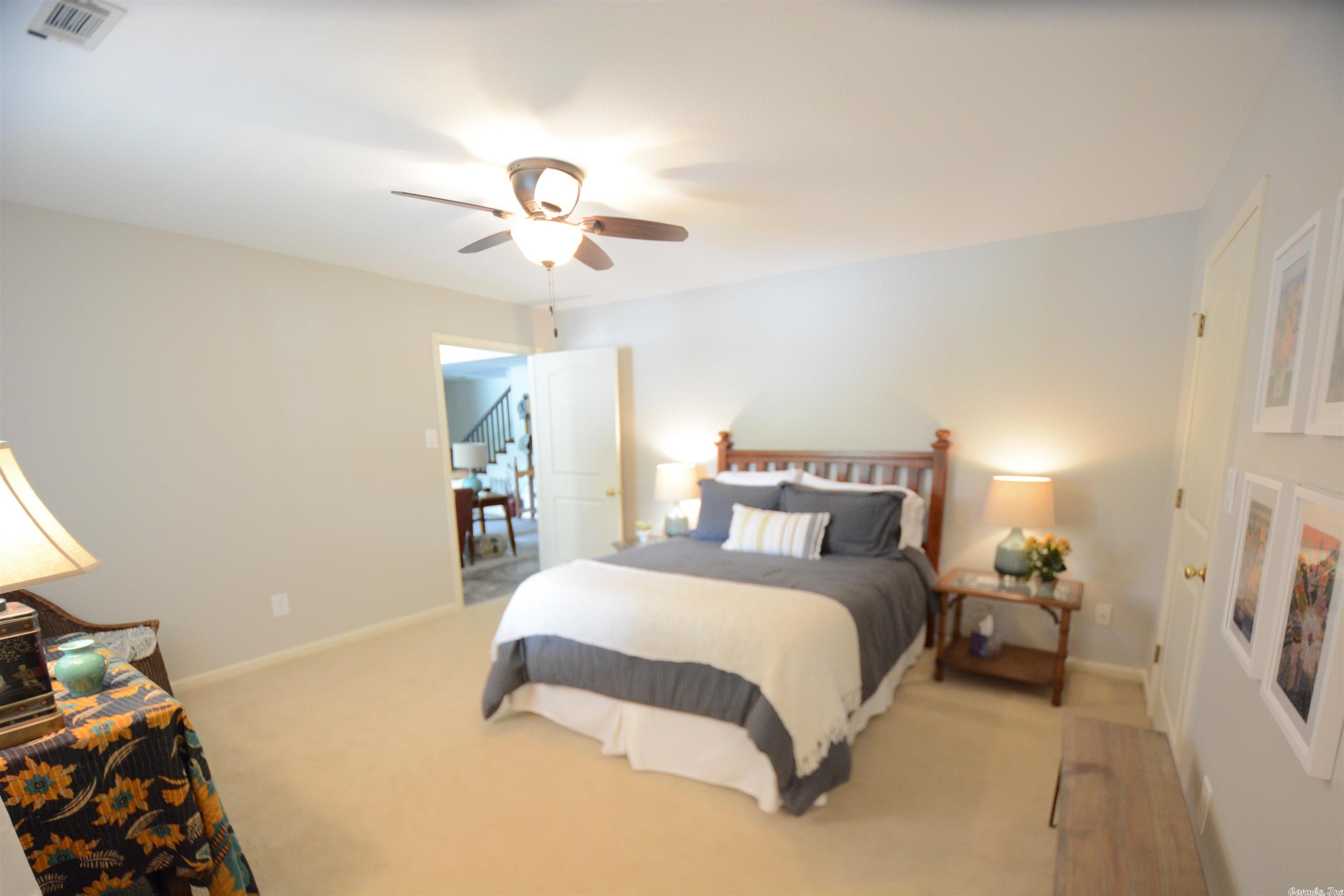 LAKECREST - Residential