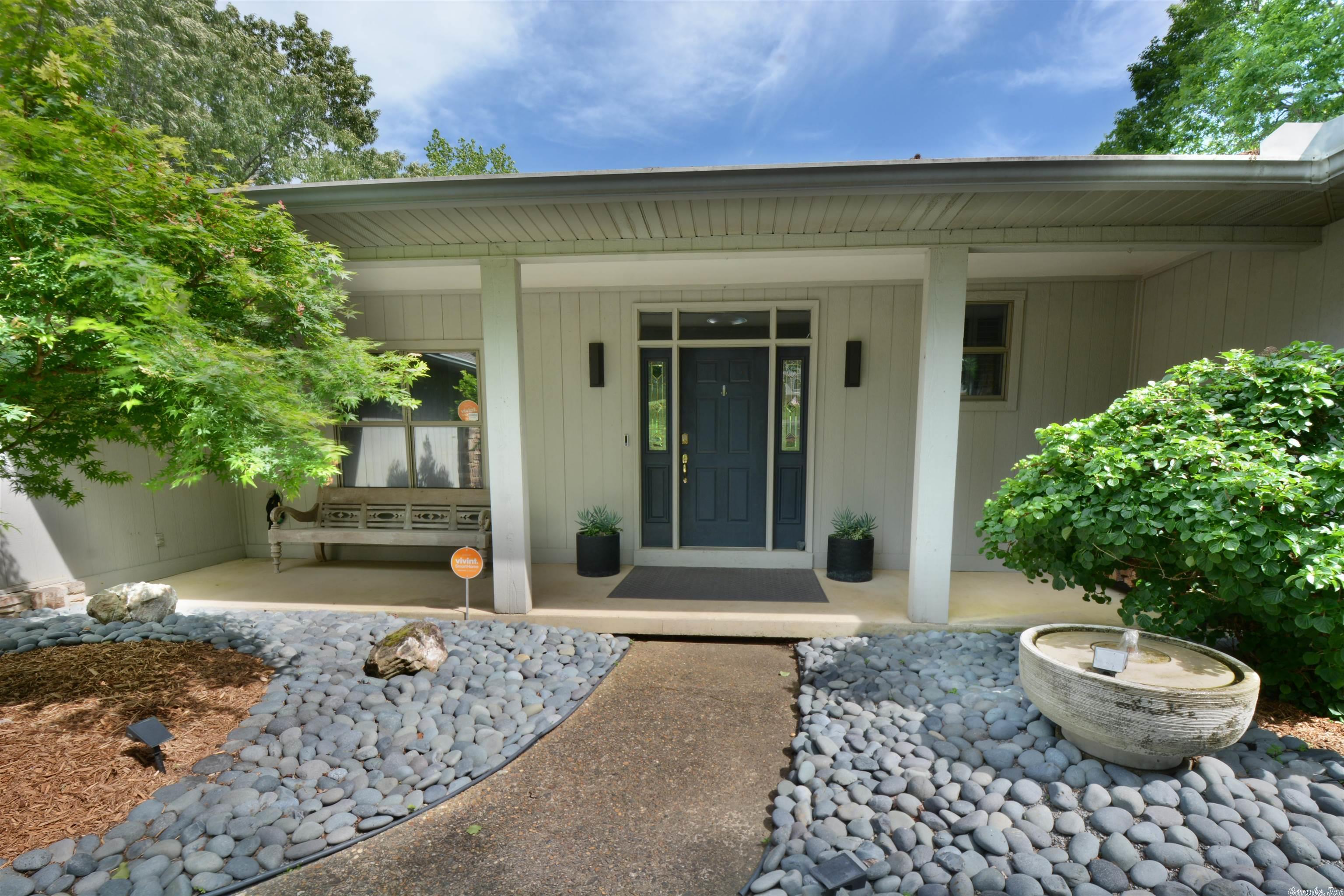 LAKECREST - Residential