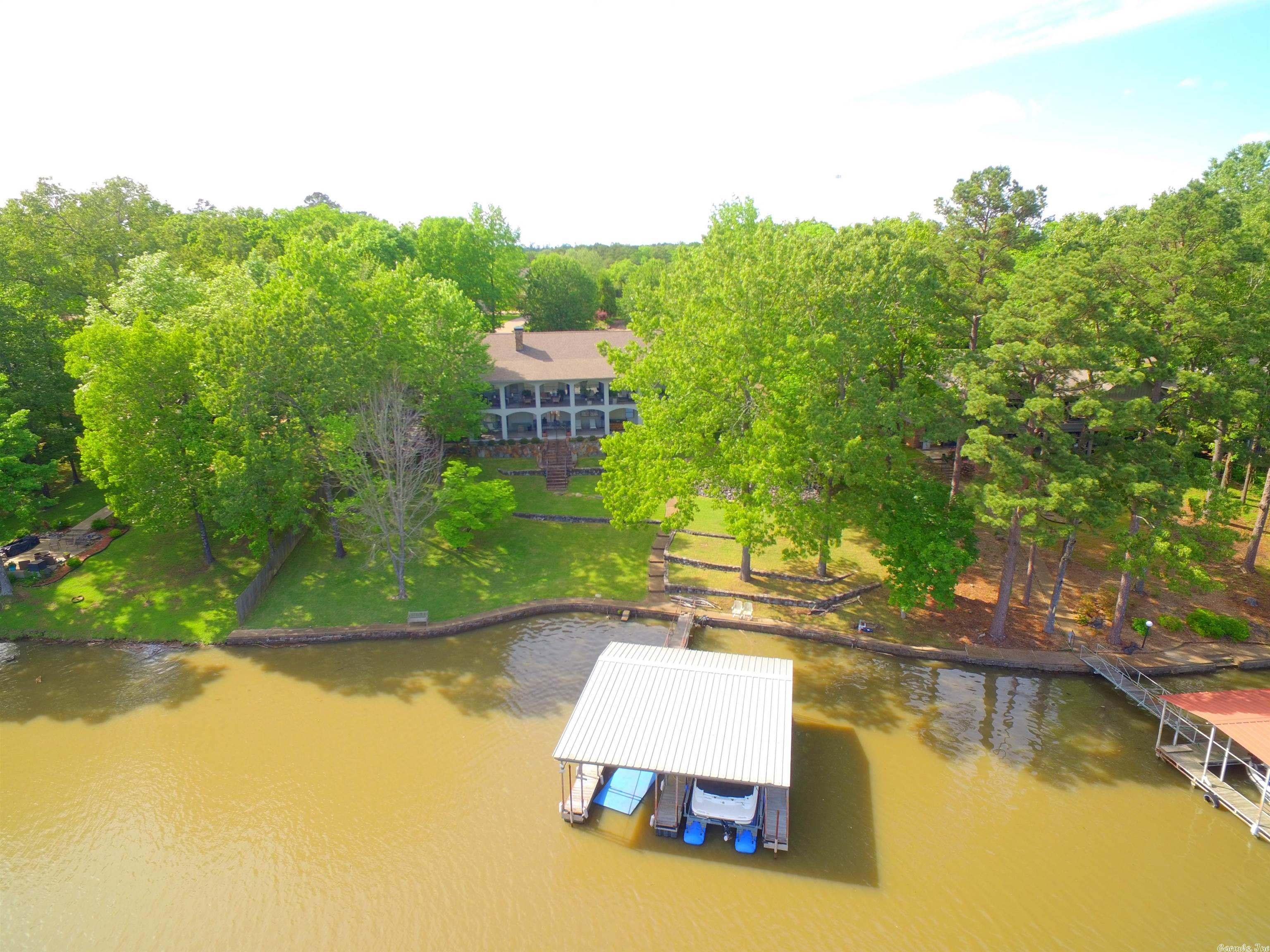 LAKECREST - Residential