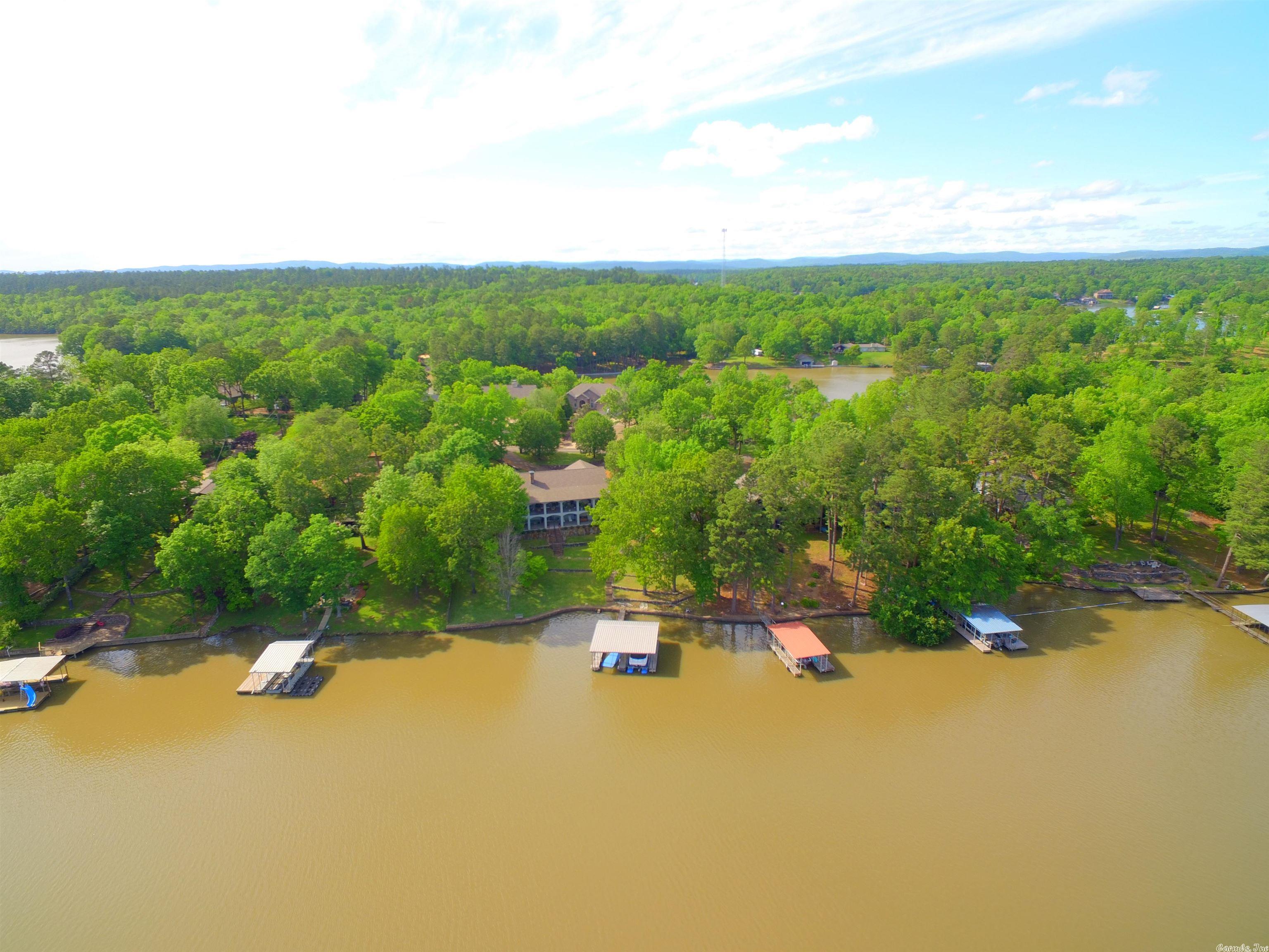 LAKECREST - Residential