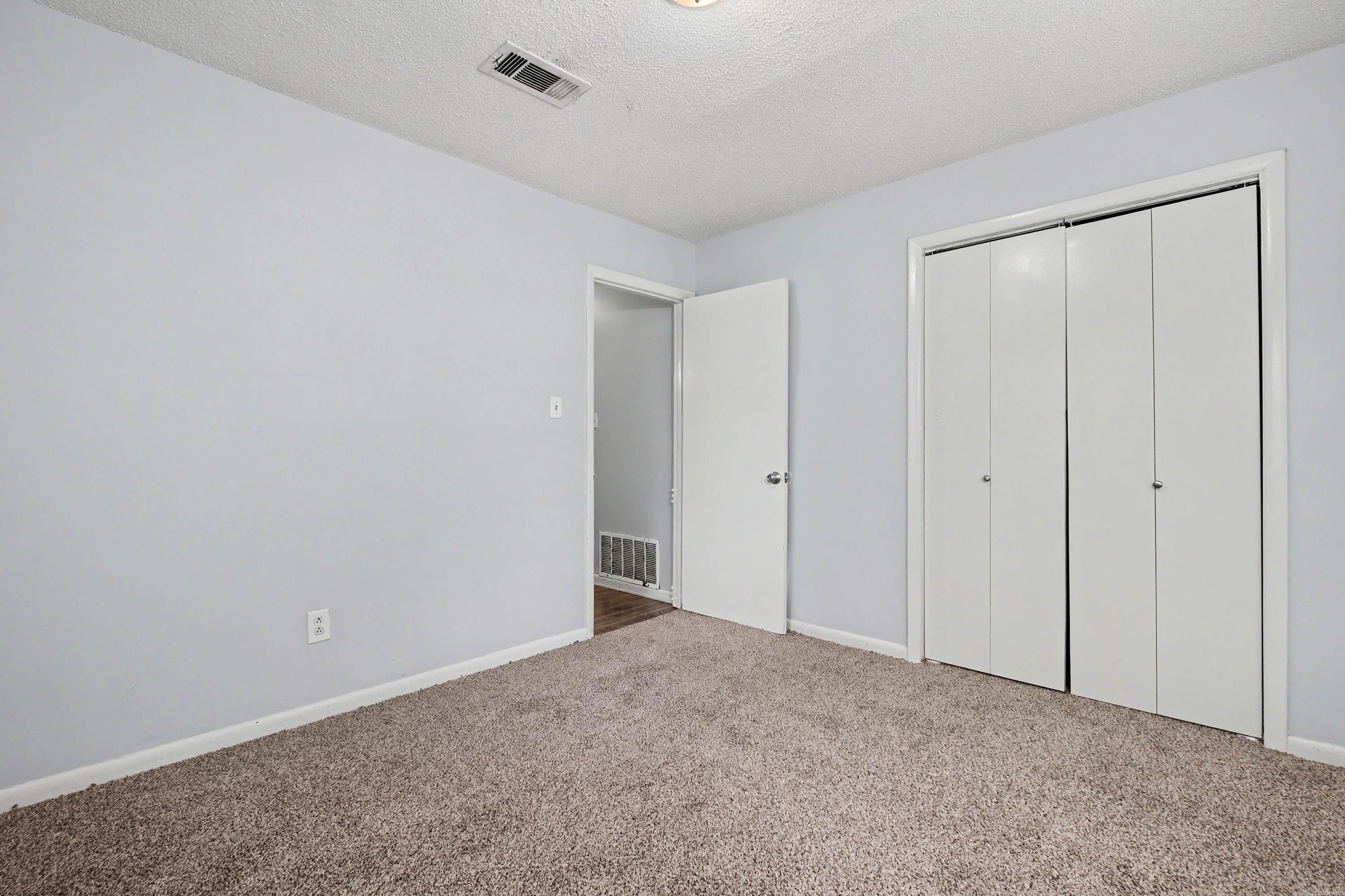 BARROW JOHN - Residential