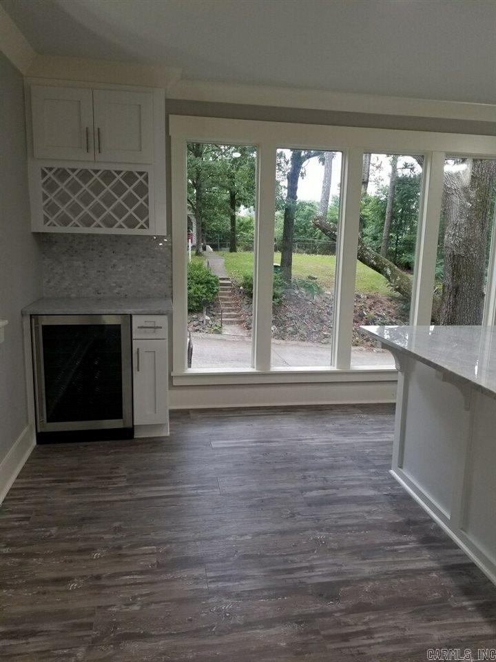 PIKE VIEW - Residential