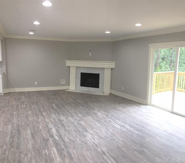 PIKE VIEW - Residential