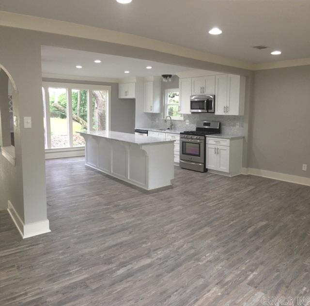 PIKE VIEW - Residential