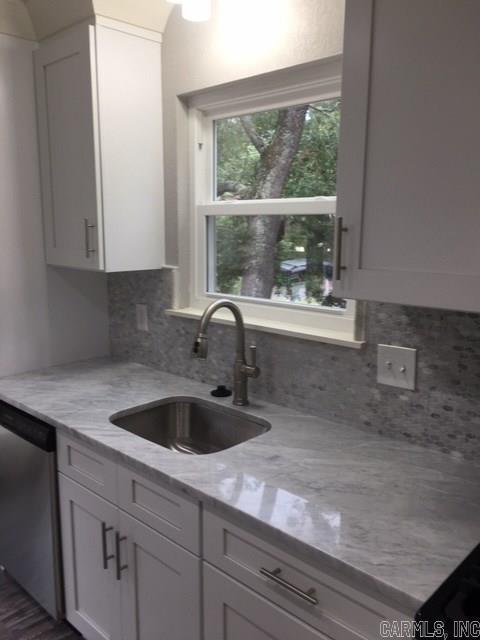 PIKE VIEW - Residential