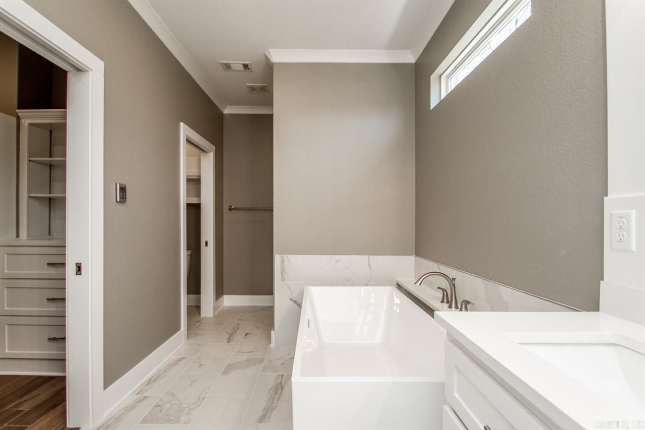 CREEKSIDE ADDN - Residential