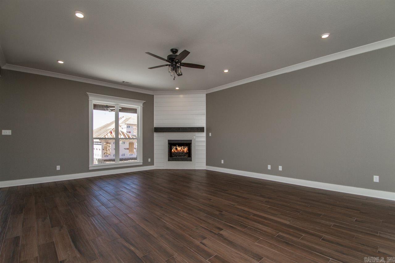 CREEKSIDE ADDN - Residential