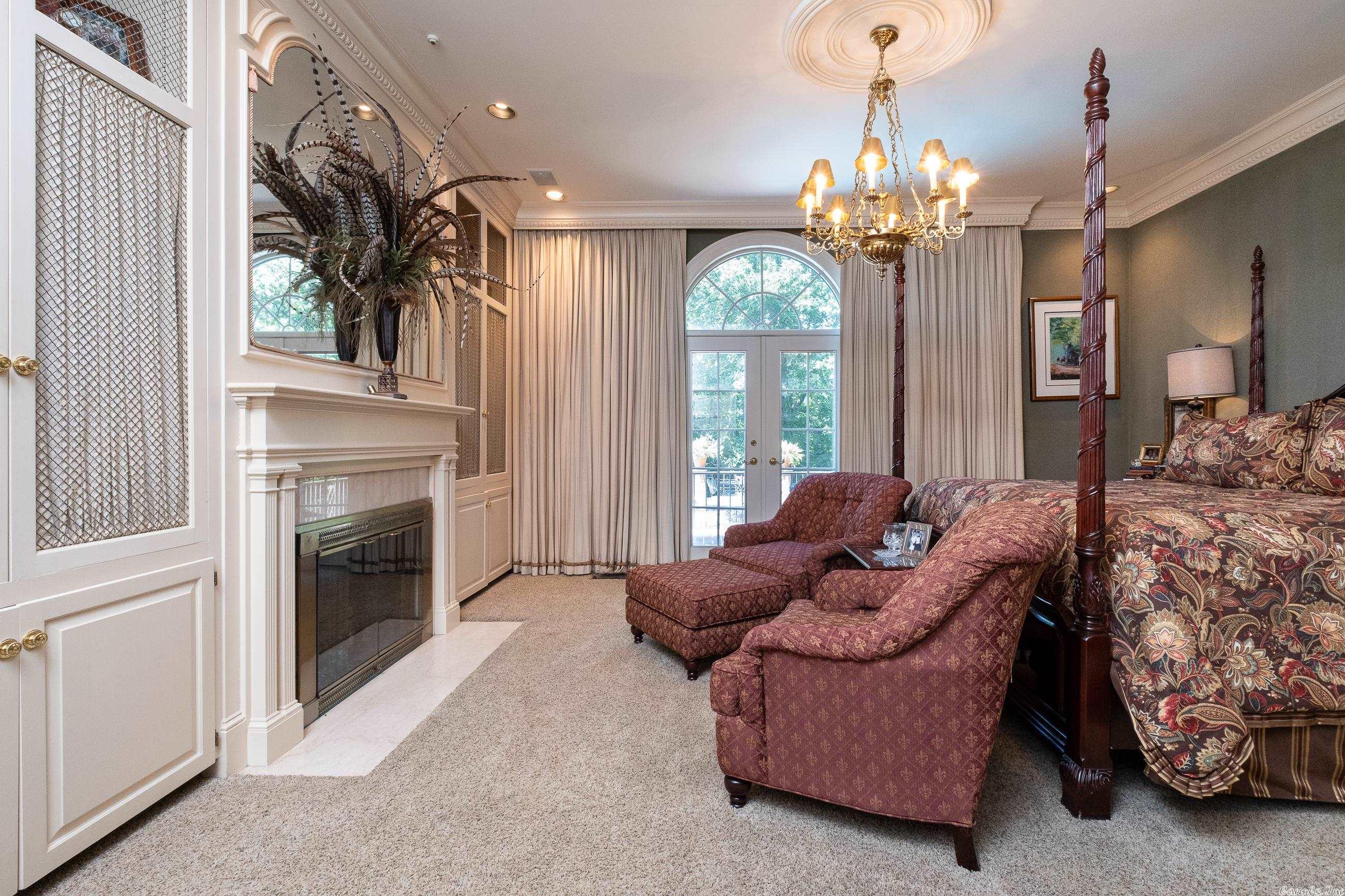 HICKORY HILLS - Residential