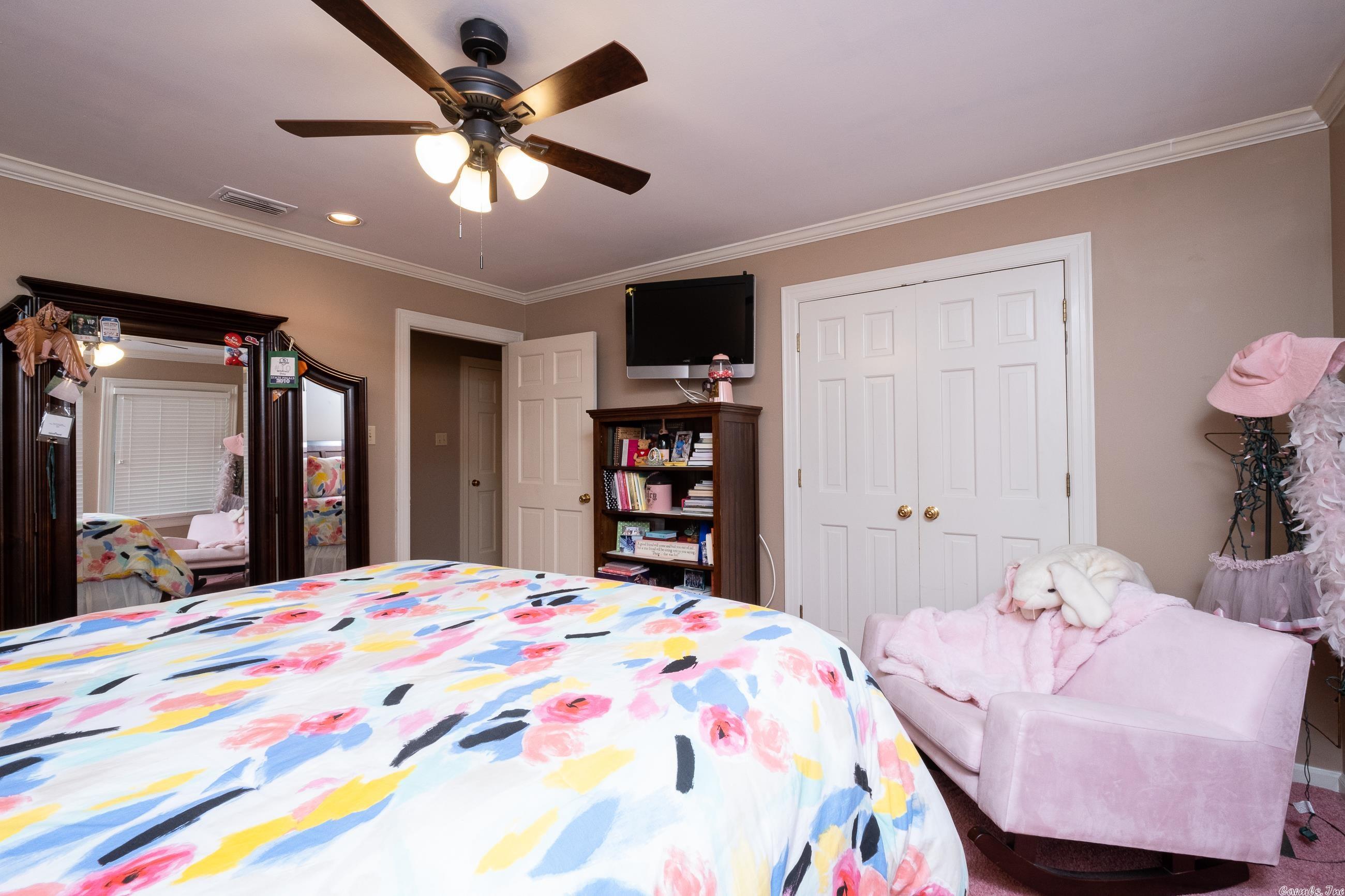 HICKORY HILLS - Residential