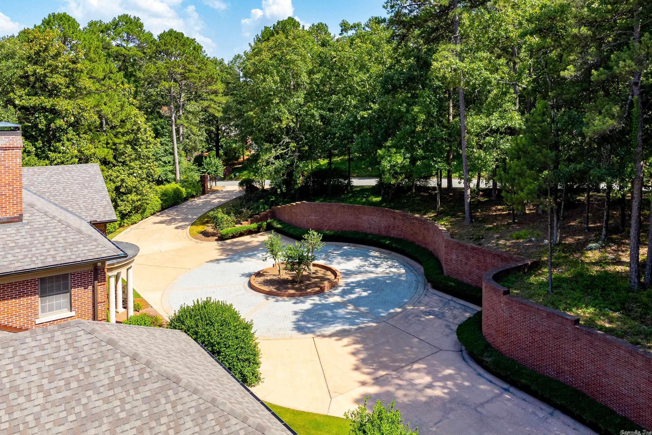 HICKORY HILLS - Residential