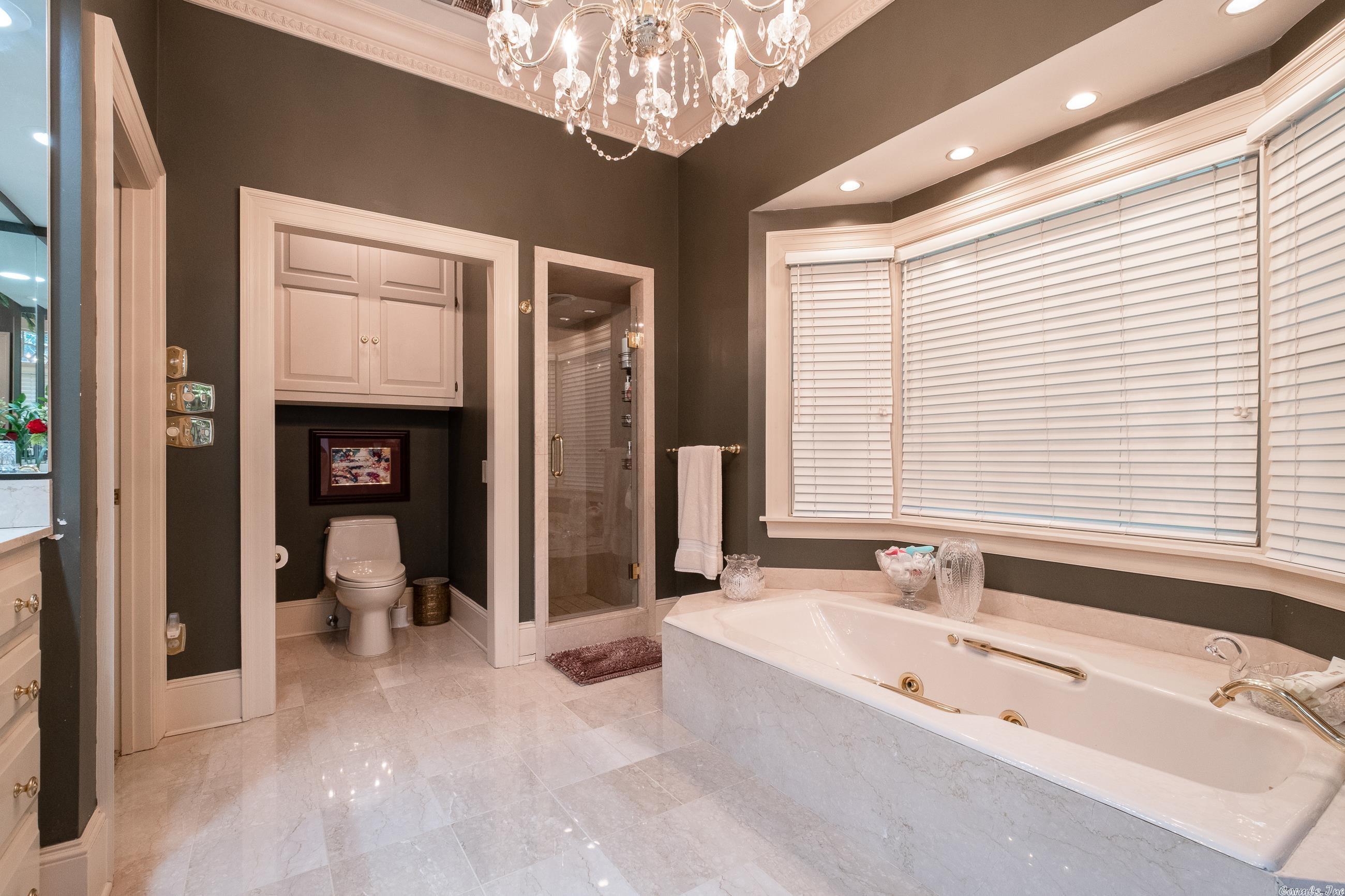 HICKORY HILLS - Residential