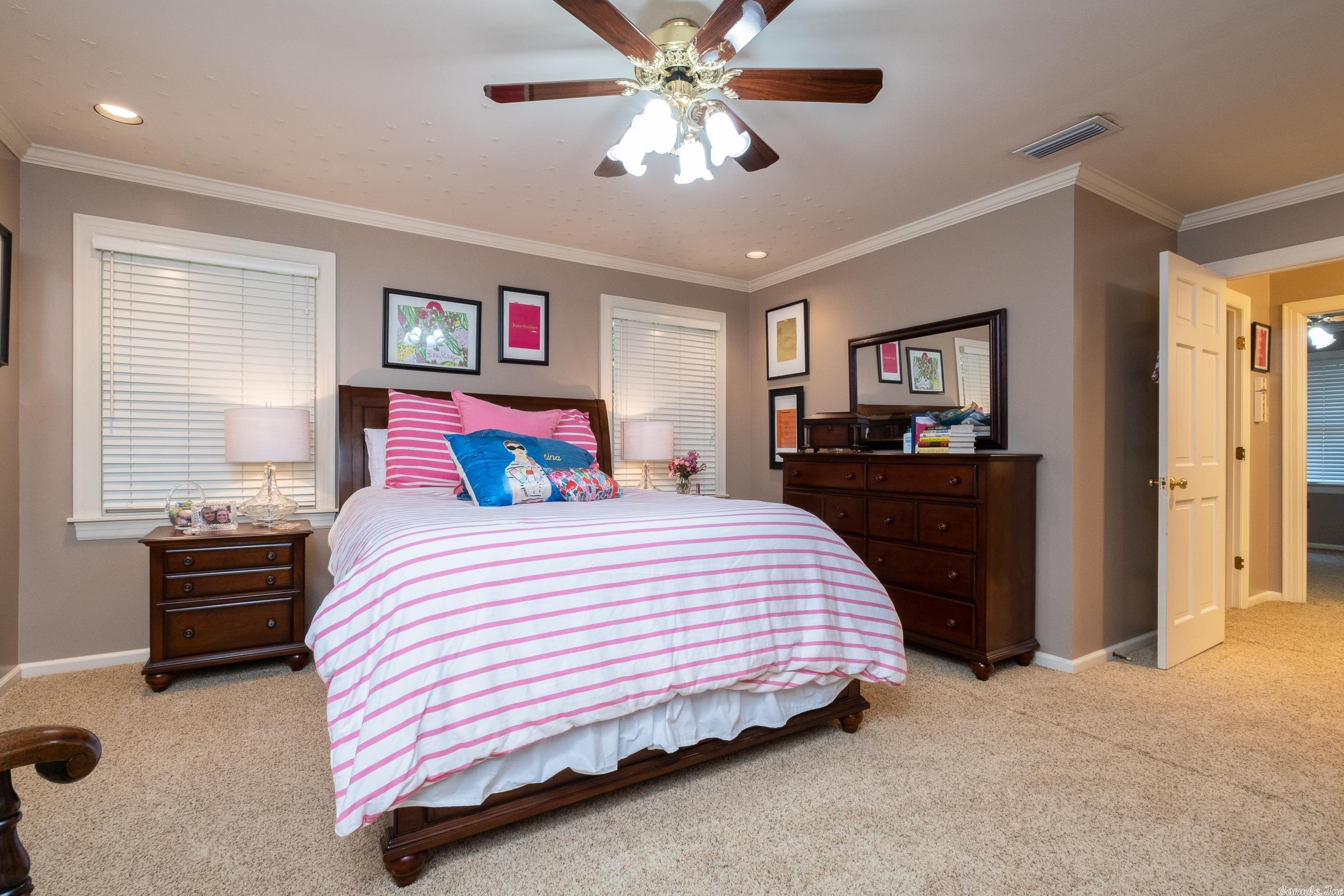 HICKORY HILLS - Residential