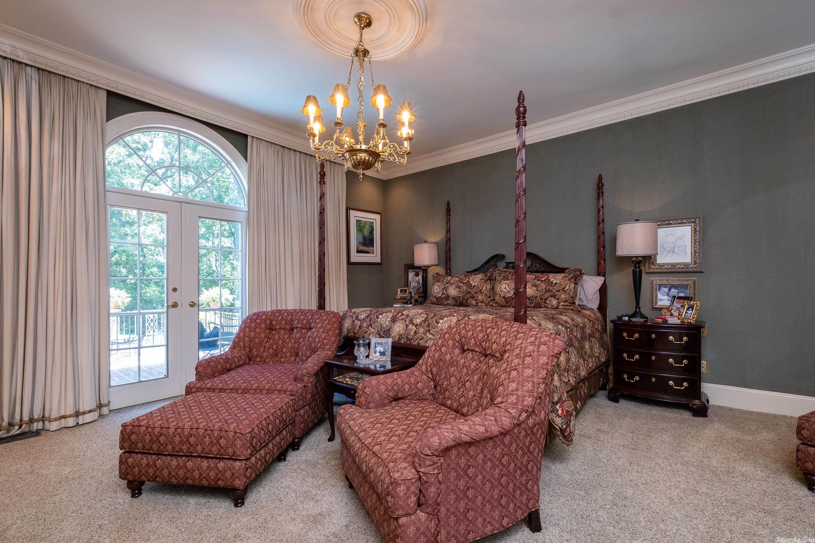HICKORY HILLS - Residential