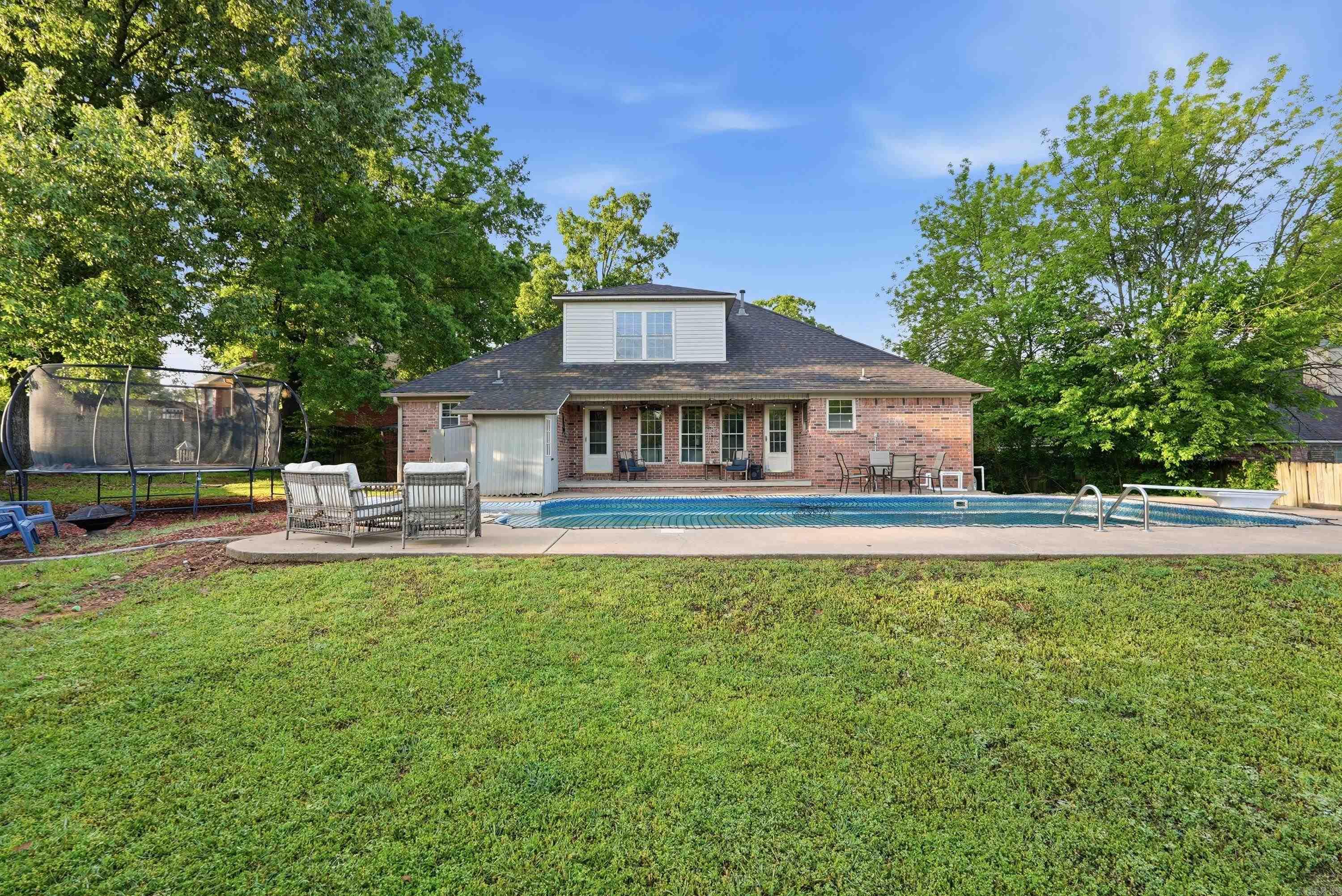 CUTTER RIDGE - Residential