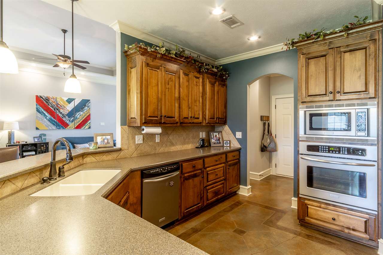 CATHERINE PLACE - Residential
