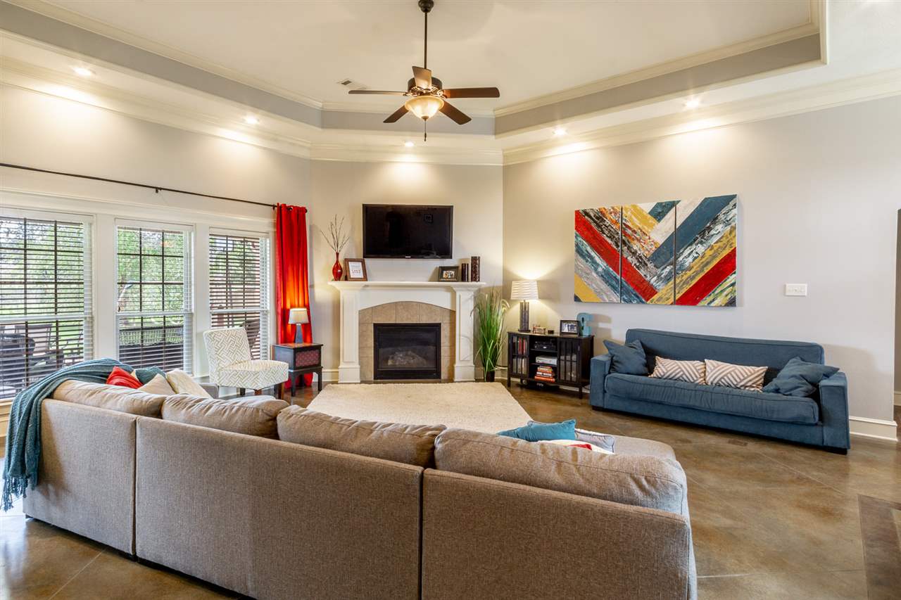 CATHERINE PLACE - Residential