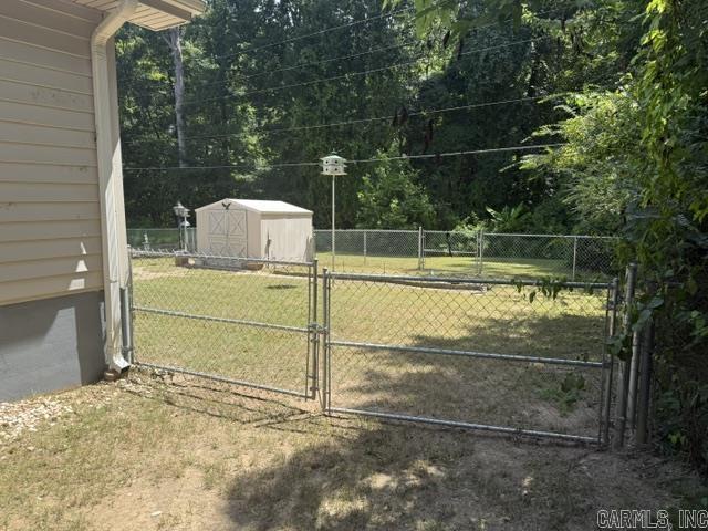 STONEWALL - Residential