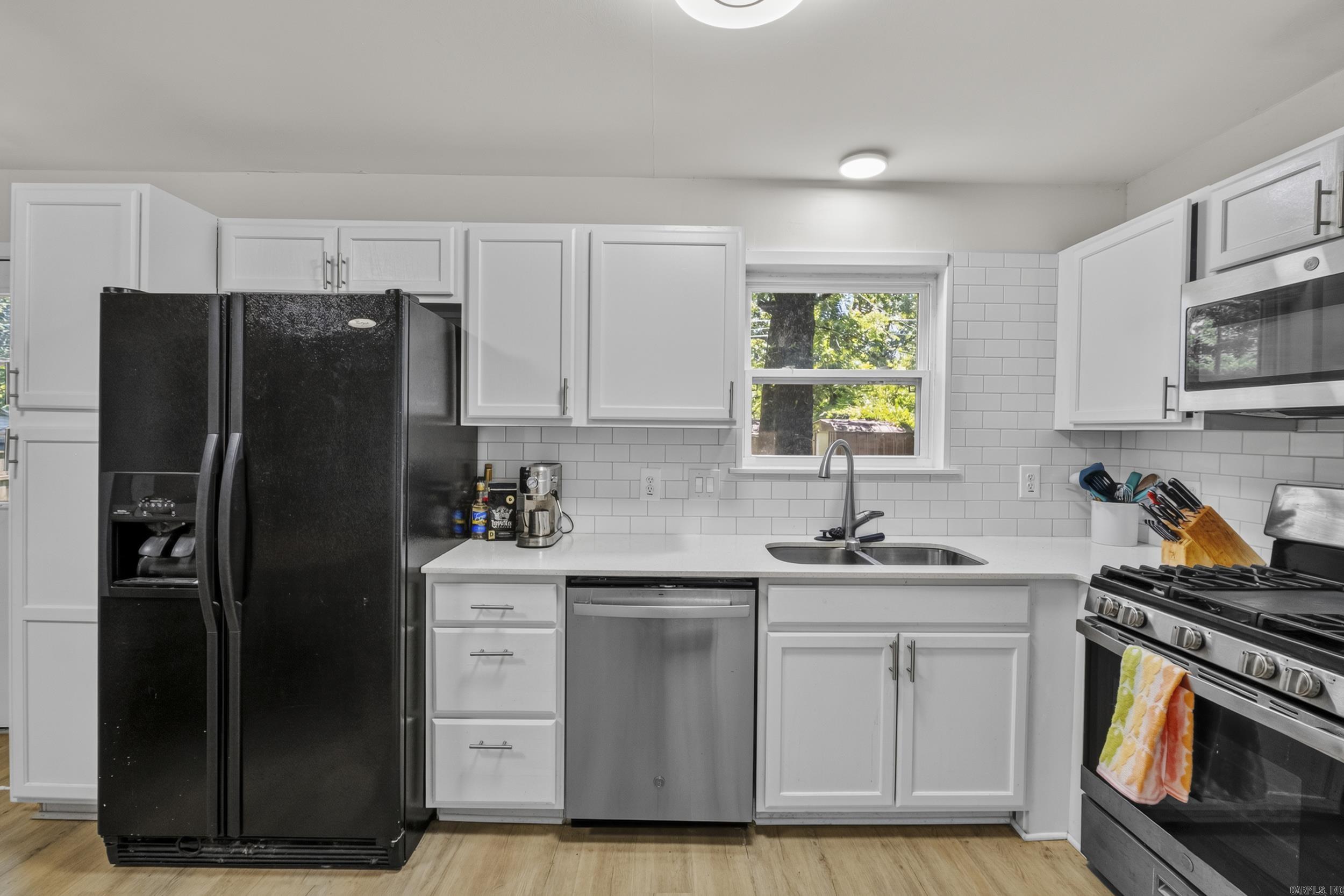 INDIAN HILLS - Residential