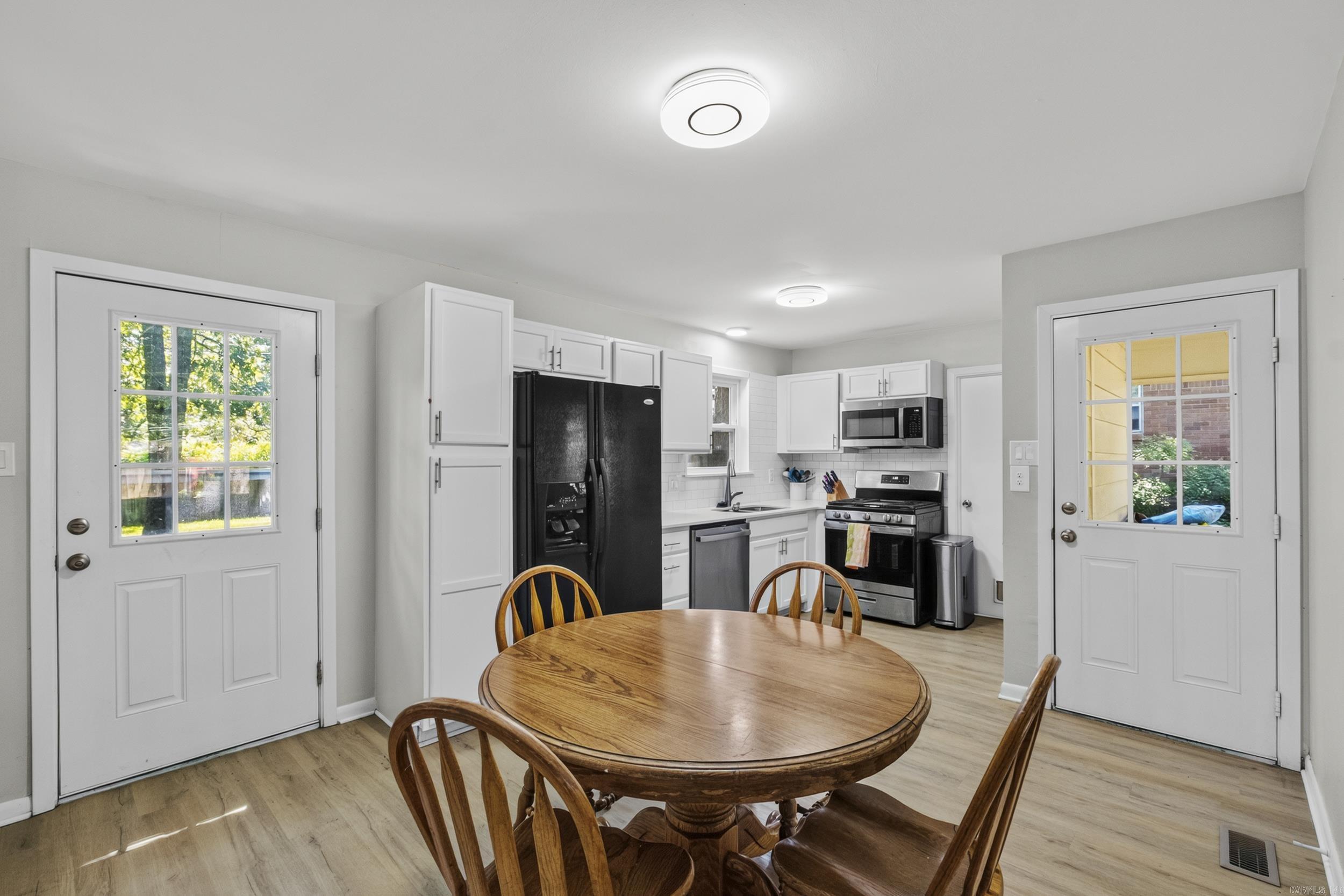 INDIAN HILLS - Residential