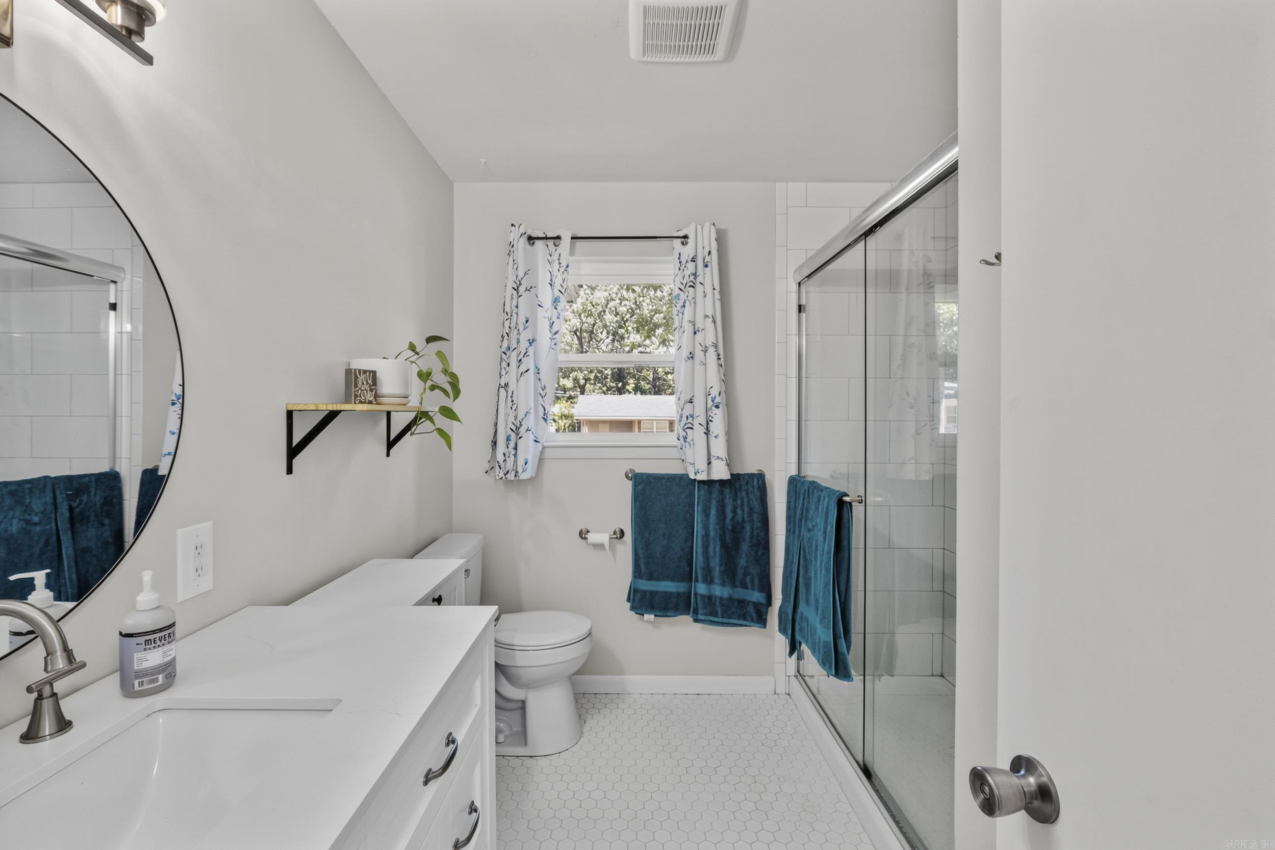 INDIAN HILLS - Residential