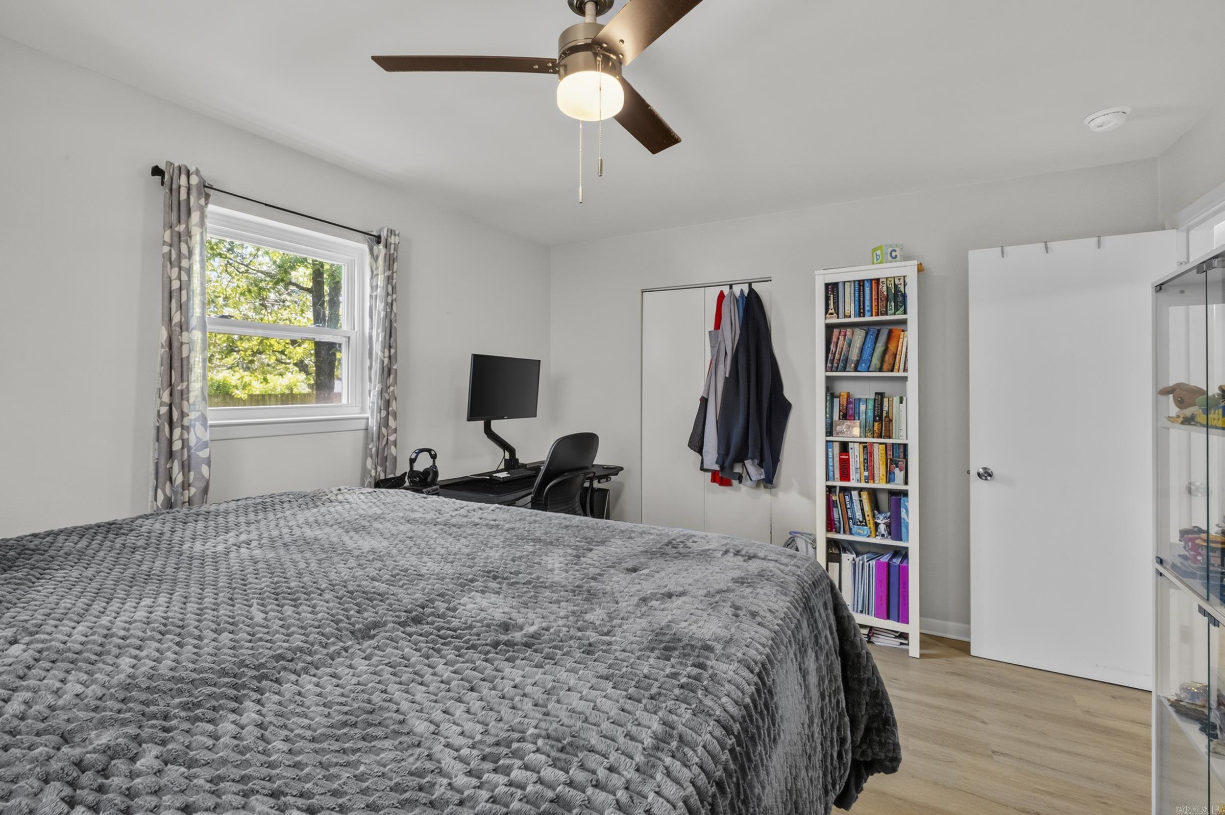 INDIAN HILLS - Residential
