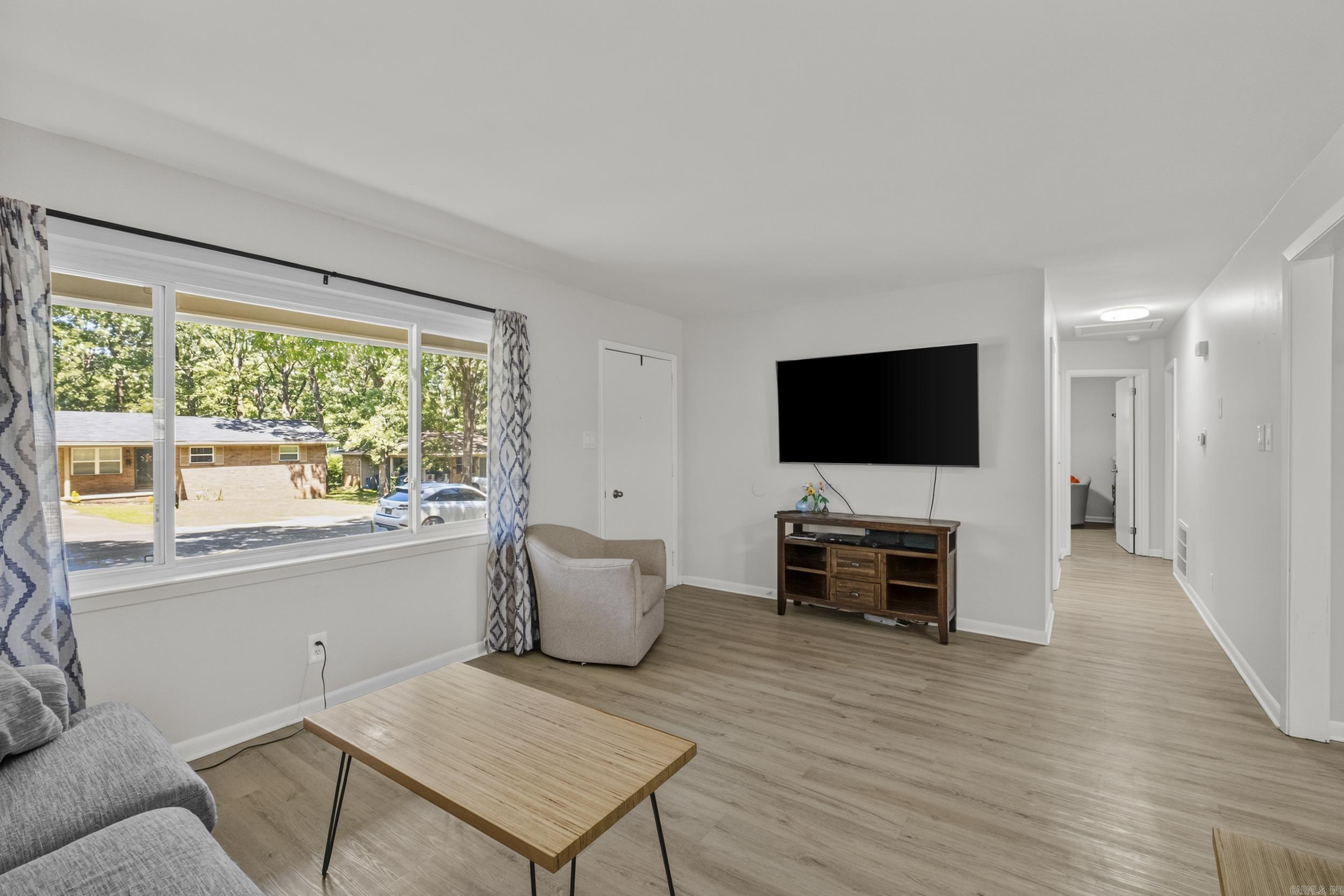 INDIAN HILLS - Residential
