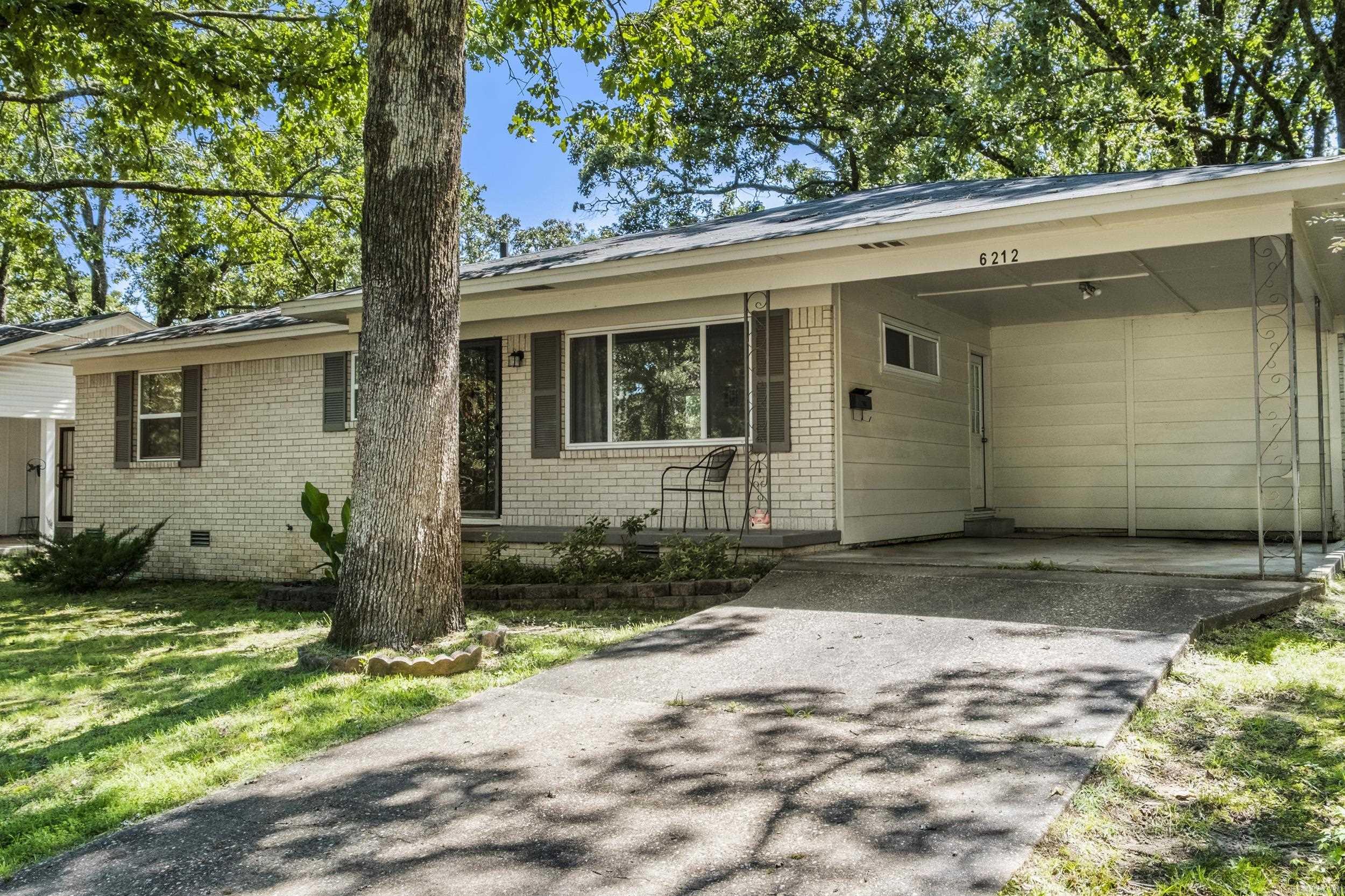 INDIAN HILLS - Residential
