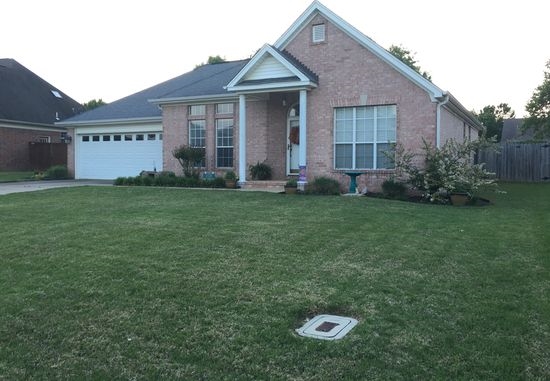 Beautiful 3 bedroom 2 bath home in a quiet neighborhood. New carpets and renovated master bath with a jetted tub and walk in tile shower in 2014 and a new water heater in 2012. New roof in 2014.